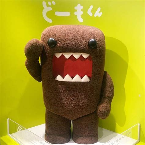 The Language of NHK Mascots: Translating the Tweets for Global Fans